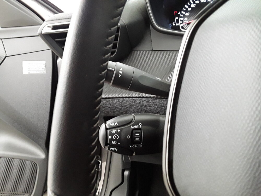 Occasion PEUGEOT 208 208 PureTech 100 S&S BVM6 - Allure Pack