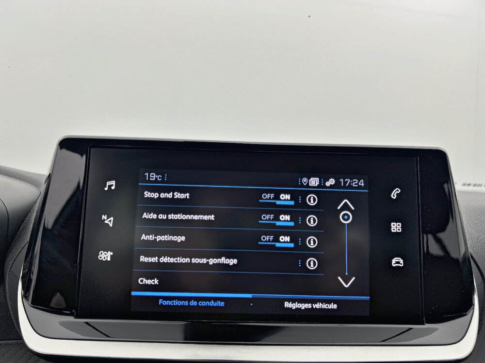 Occasion PEUGEOT 2008 2008 PureTech 100 S&S BVM6 - Active