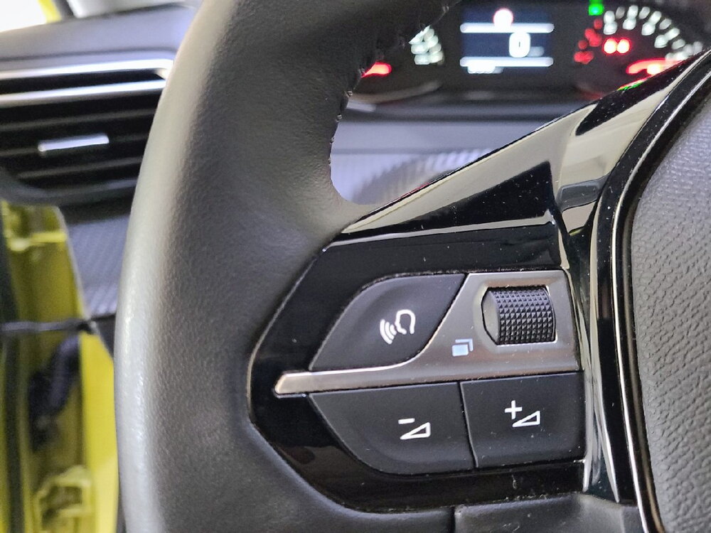 Occasion PEUGEOT 208 208 PureTech 100 S&S BVM6 - Active