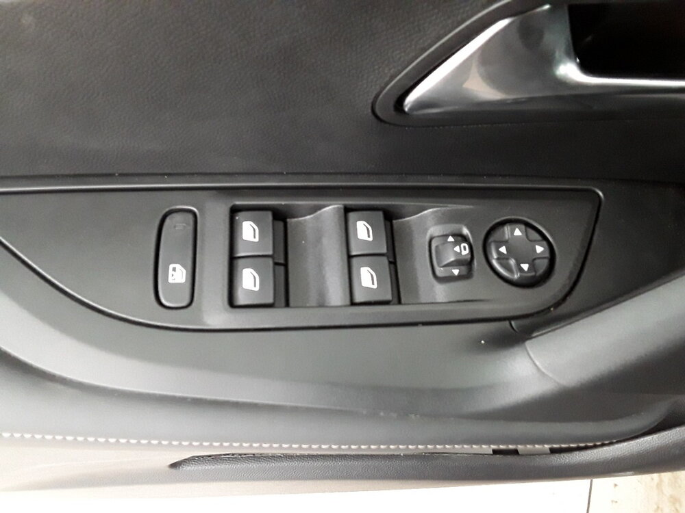 Occasion PEUGEOT 2008 2008 130 S&S EAT8 - Allure