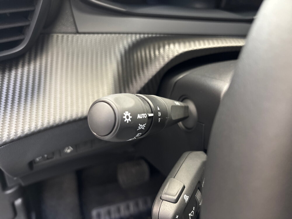 Occasion PEUGEOT 2008 2008 Hybrid 145 e-DCS6 - Allure
