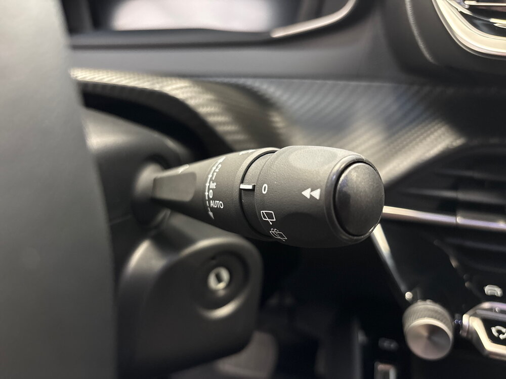 Occasion PEUGEOT 2008 2008 Hybrid 145 e-DCS6 - Allure