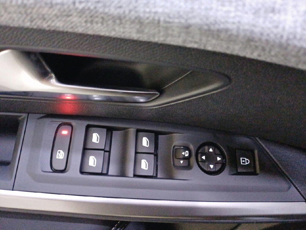 Occasion PEUGEOT 3008 3008 Hybrid 145 e-DCS6 - Allure