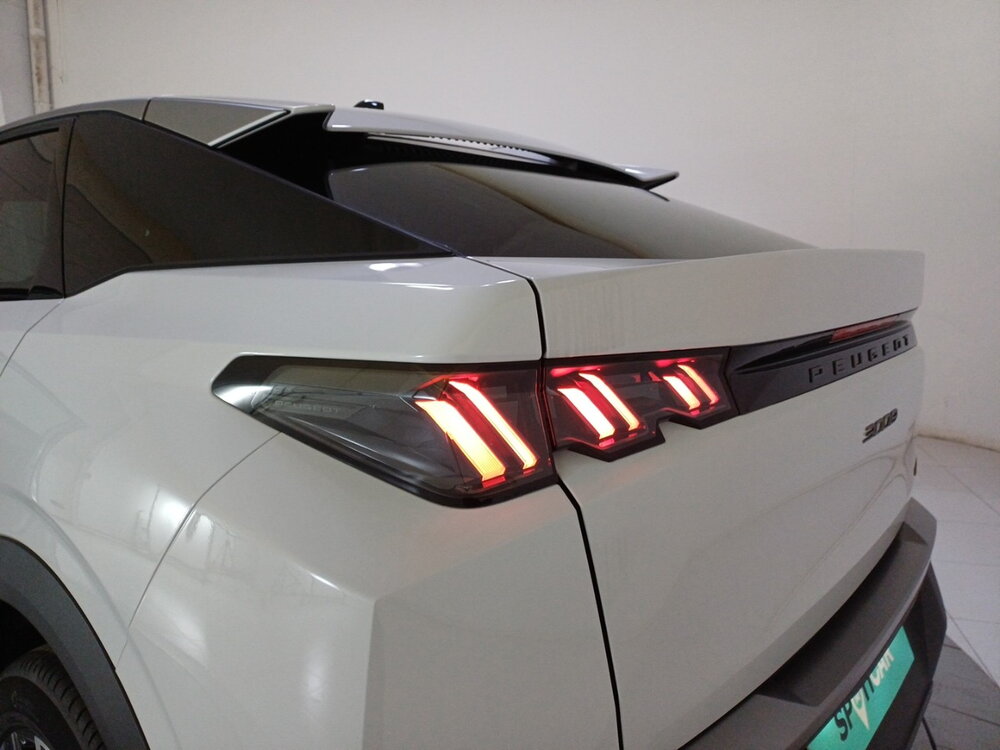 Occasion PEUGEOT 3008 3008 Hybrid 145 e-DCS6 - Allure