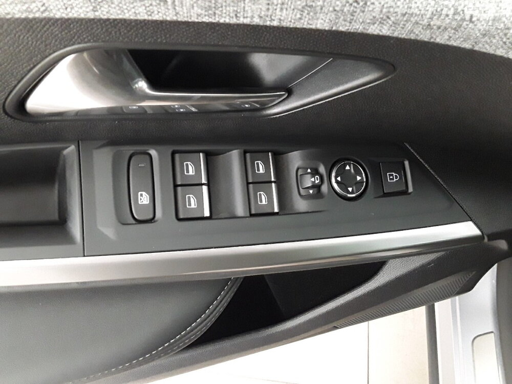 Occasion PEUGEOT 3008 3008 Electrique 210 ch 73 kWh - GT