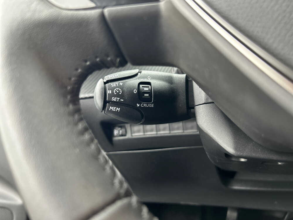 Occasion PEUGEOT 208 208 PureTech 100 S&S BVM6 - Active