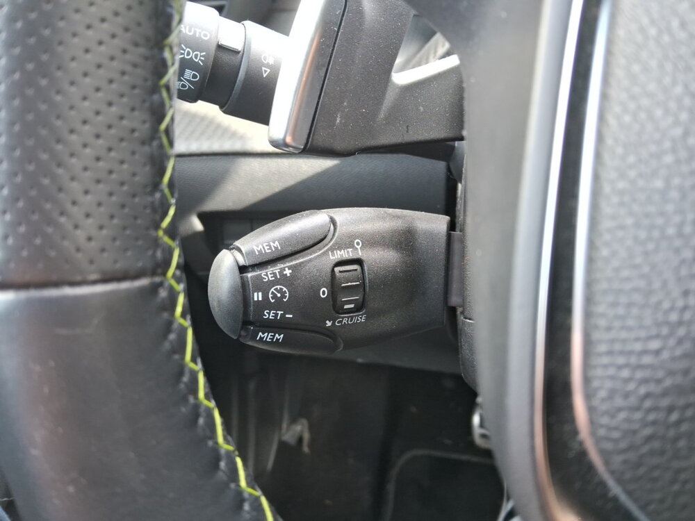 Occasion PEUGEOT 208 208 Hybrid 100 e-DCS6 - GT