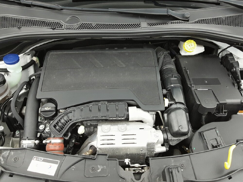 Occasion CITROEN C3 C3 PureTech 110 S&S EAT6 - Shine Pack