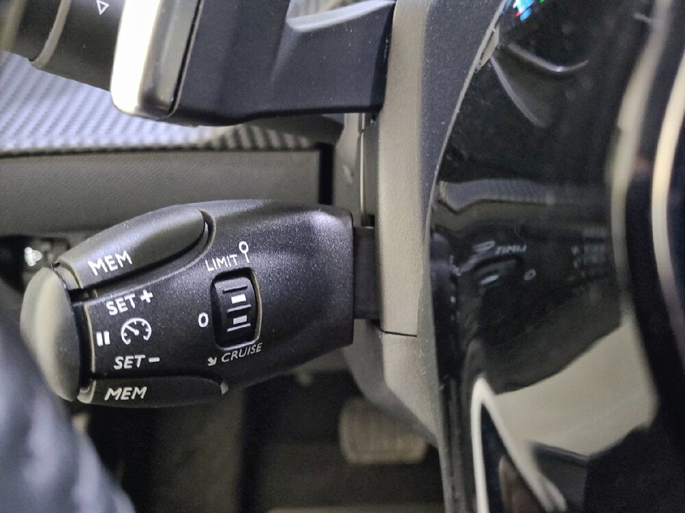 Occasion PEUGEOT 208 208 Hybrid 110 ch e-DCS6 - Allure