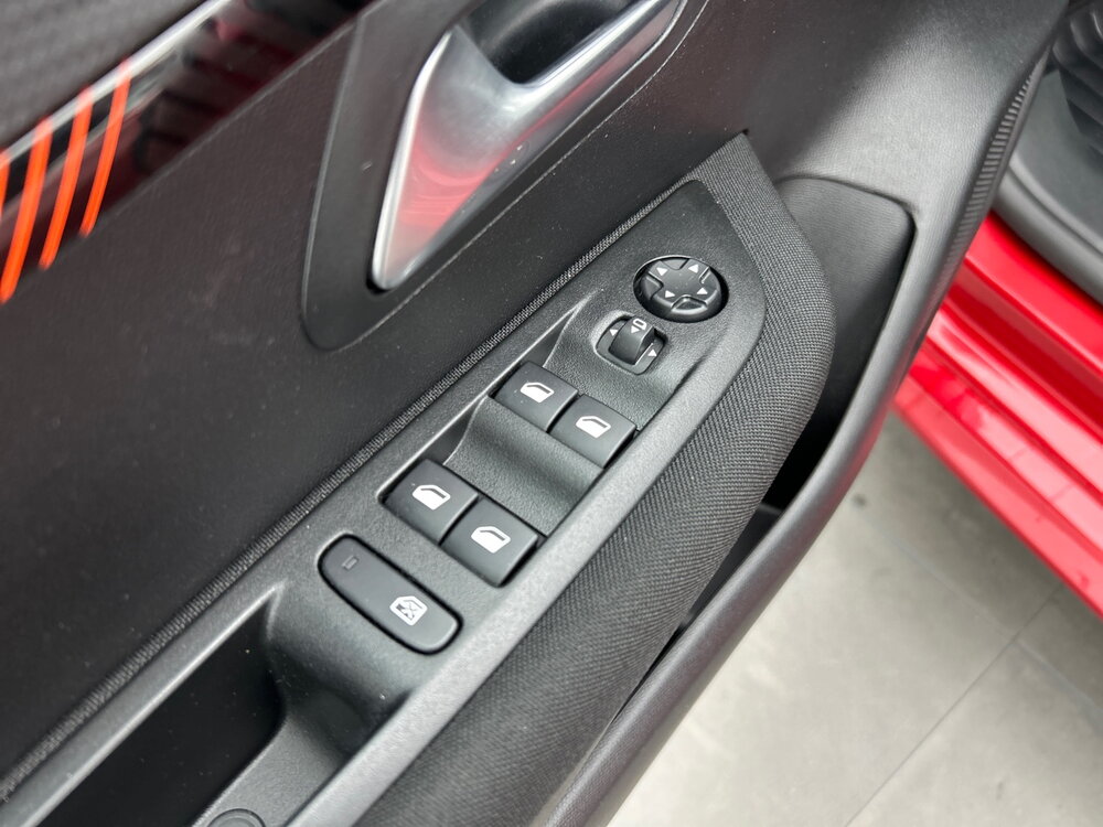 Occasion PEUGEOT 208 208 Electrique 50 kWh 136ch - Active Pack