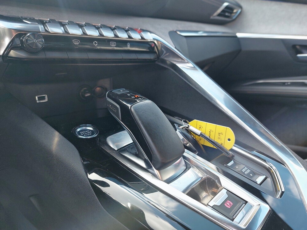 Occasion PEUGEOT 3008 3008 Hybrid 225 e-EAT8 - GT