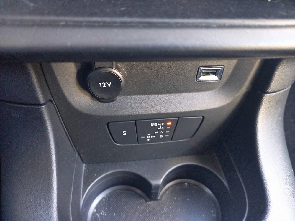 Occasion CITROEN C3 C3 PureTech 110 S&S EAT6 - Shine Pack