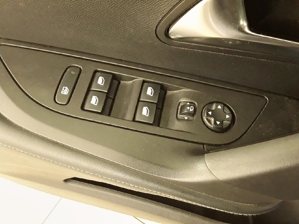 Occasion PEUGEOT 2008 2008 Electrique 136 ch - Allure