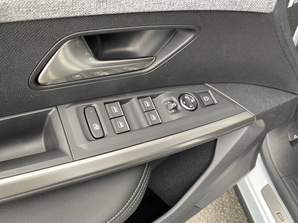 Occasion PEUGEOT 3008 3008 Hybrid 145 e-DCS6 - GT Exclusive