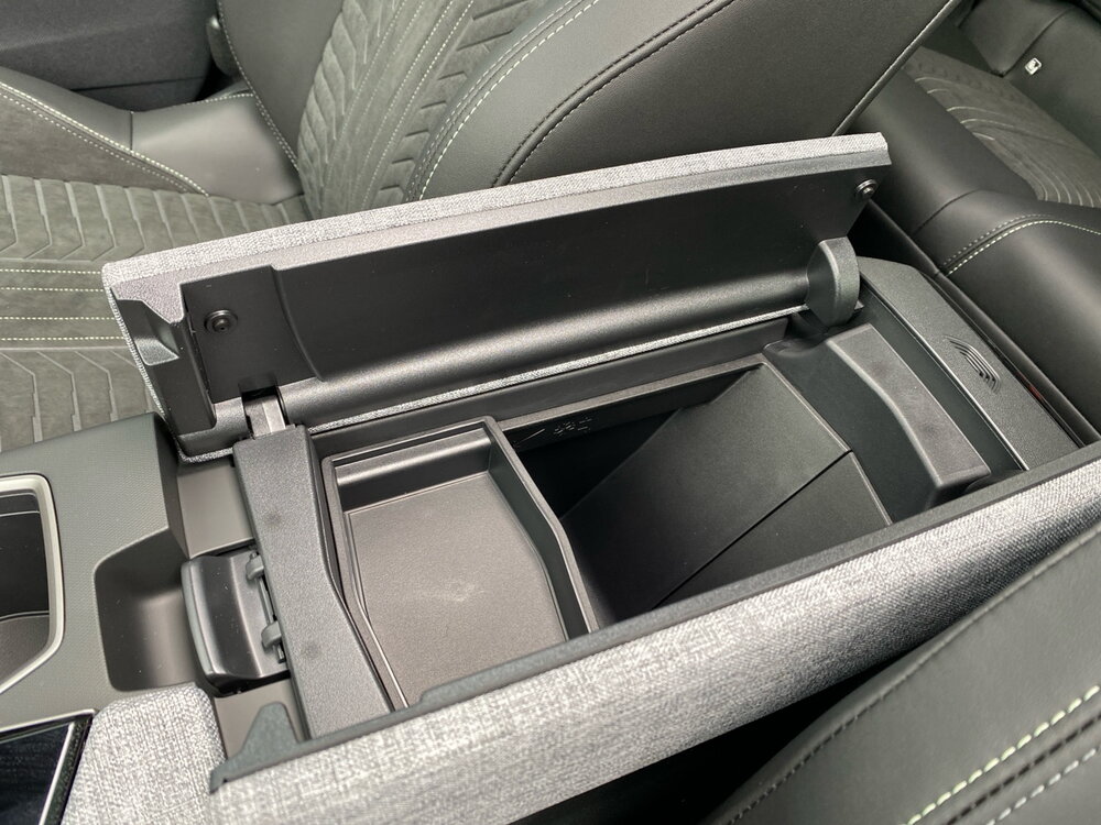 Occasion PEUGEOT 3008 3008 Hybrid 145 e-DCS6 - GT Exclusive