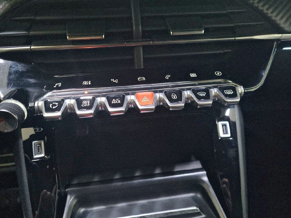 Occasion PEUGEOT 2008 2008 Electrique 136 ch - GT