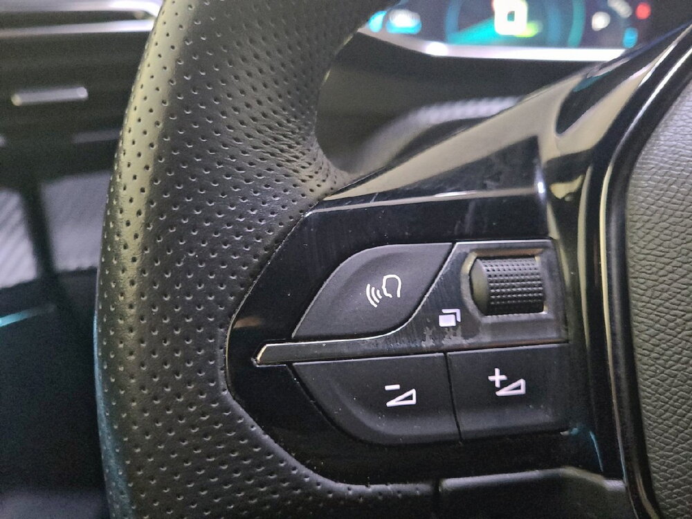 Occasion PEUGEOT 2008 2008 Electrique 136 ch - GT