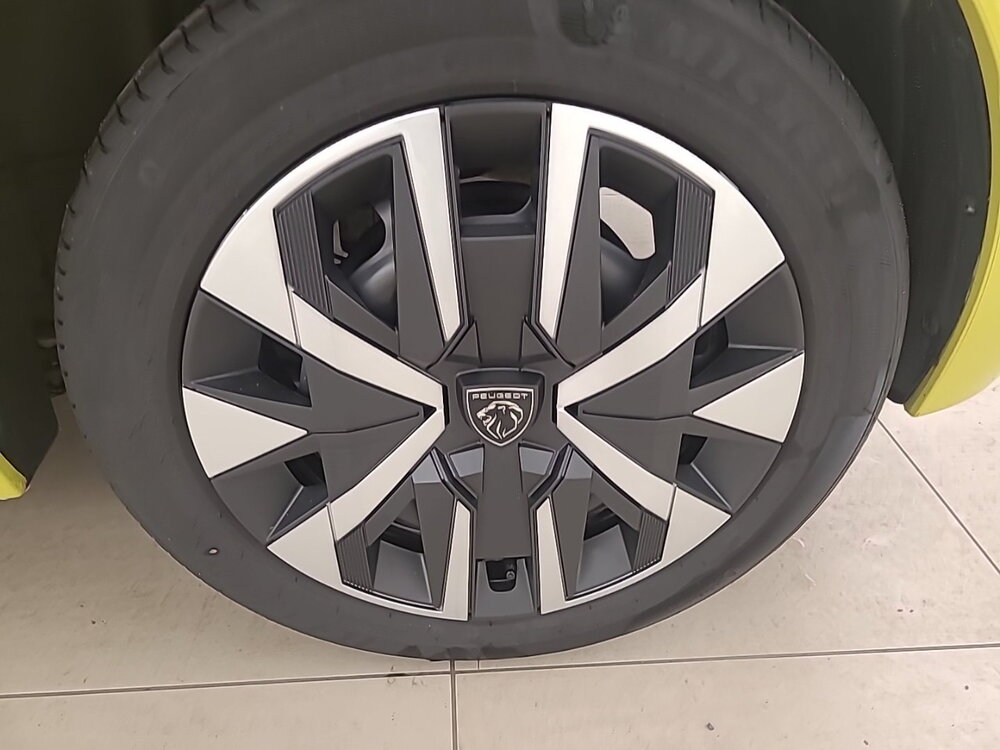 Occasion PEUGEOT 208 208 Hybrid 100 e-DCS6 - Style