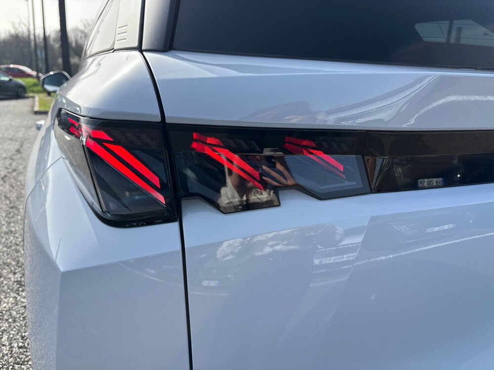 Occasion PEUGEOT 5008 5008 Hybrid 145 ch e-DCS6 - GT