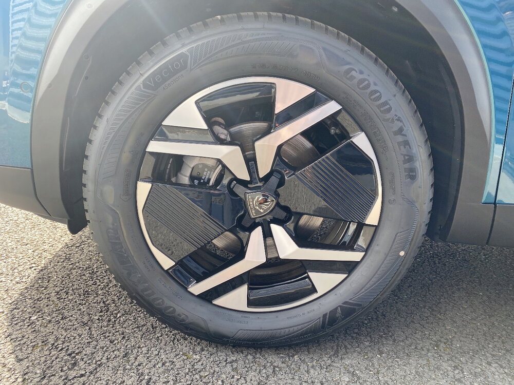 Occasion PEUGEOT 2008 2008 Electrique 54 kWh 156 ch - GT Exclusive