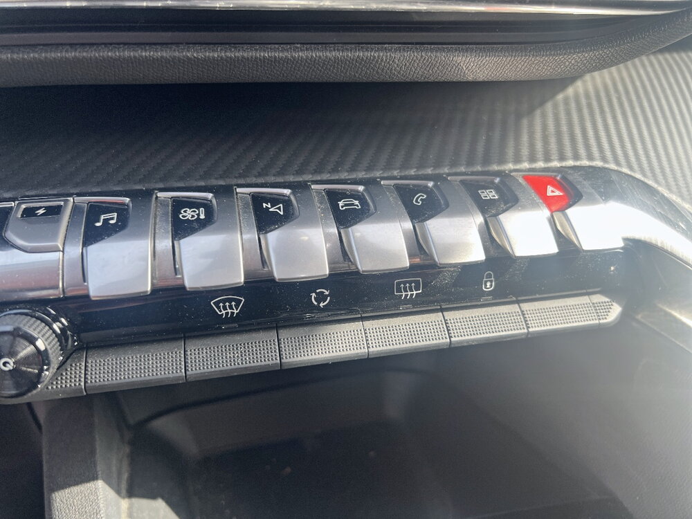 Occasion PEUGEOT 3008 3008 Hybrid 225 e-EAT8 - Allure