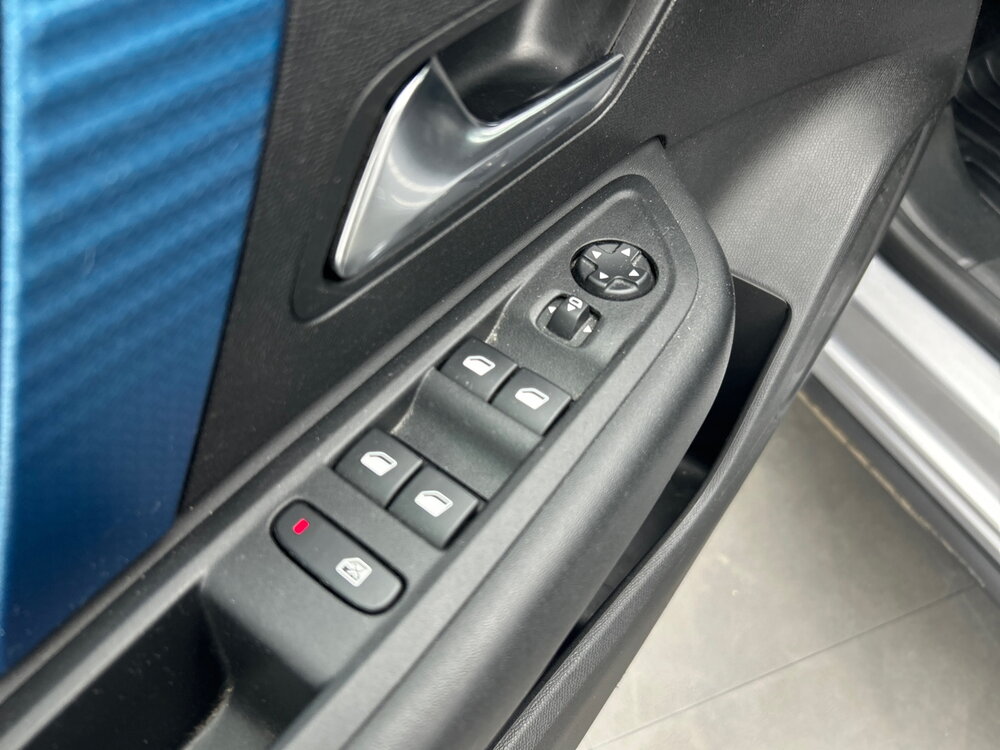 Occasion CITROEN C4 e-C4 136 ch Automatique - Shine