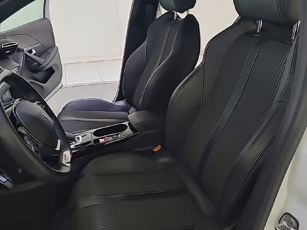 Occasion PEUGEOT 208 208 Electrique 50 kWh 136ch - GT