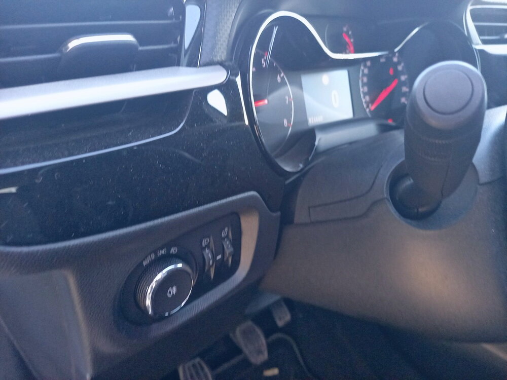 Occasion OPEL Corsa Corsa 1.2 75 ch BVM5 - Edition