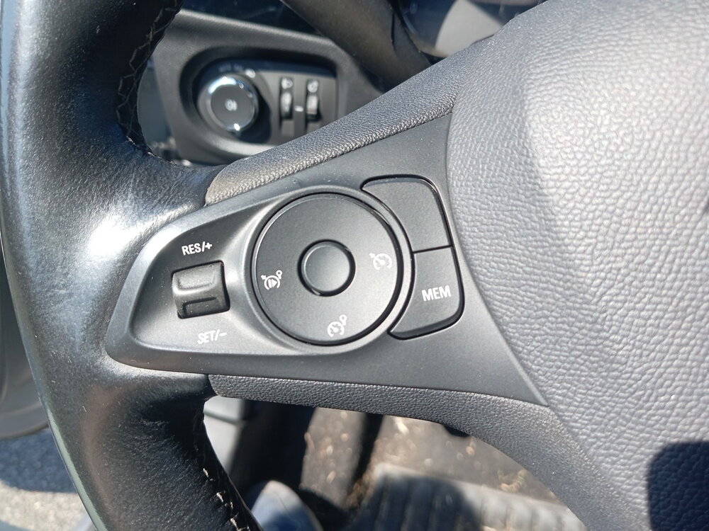 Occasion OPEL Corsa Corsa 1.5 Diesel 100 ch BVM6 - Edition Business