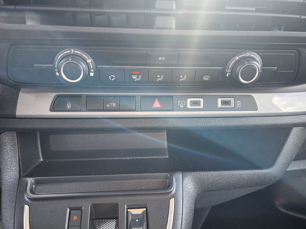 Occasion PEUGEOT Expert E-EXPERT FGN M 136 CH 75 KWH