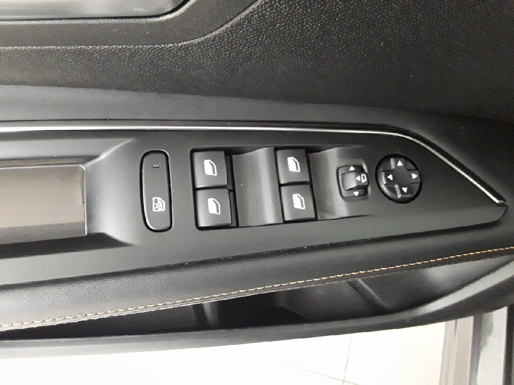 Occasion PEUGEOT 3008 3008 Hybrid 225 e-EAT8 - Roadtrip