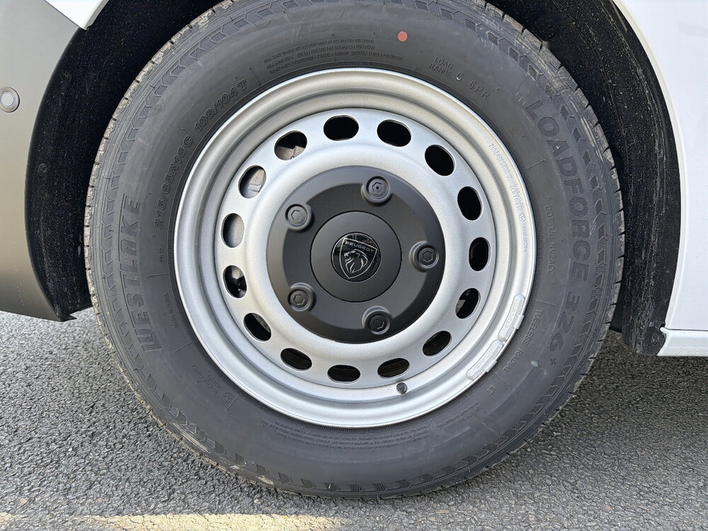 Occasion PEUGEOT Expert EXPERT FGN M DIESEL 150 CH AUTOMATIQUE