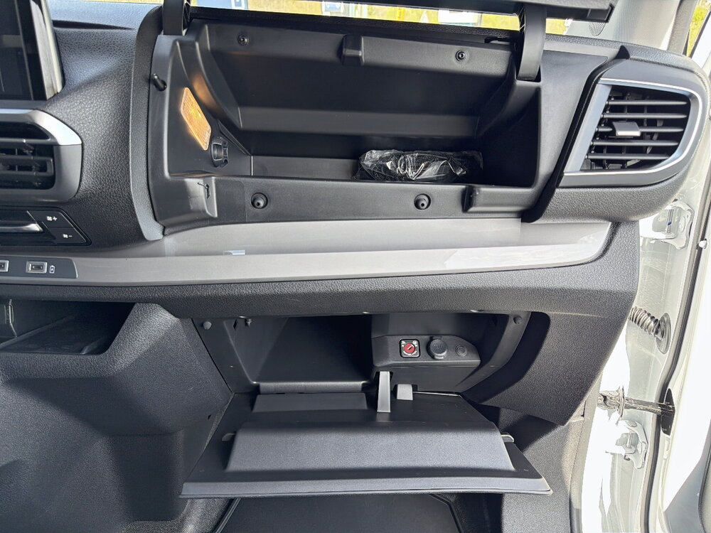 Occasion PEUGEOT Expert EXPERT FGN M DIESEL 150 CH AUTOMATIQUE