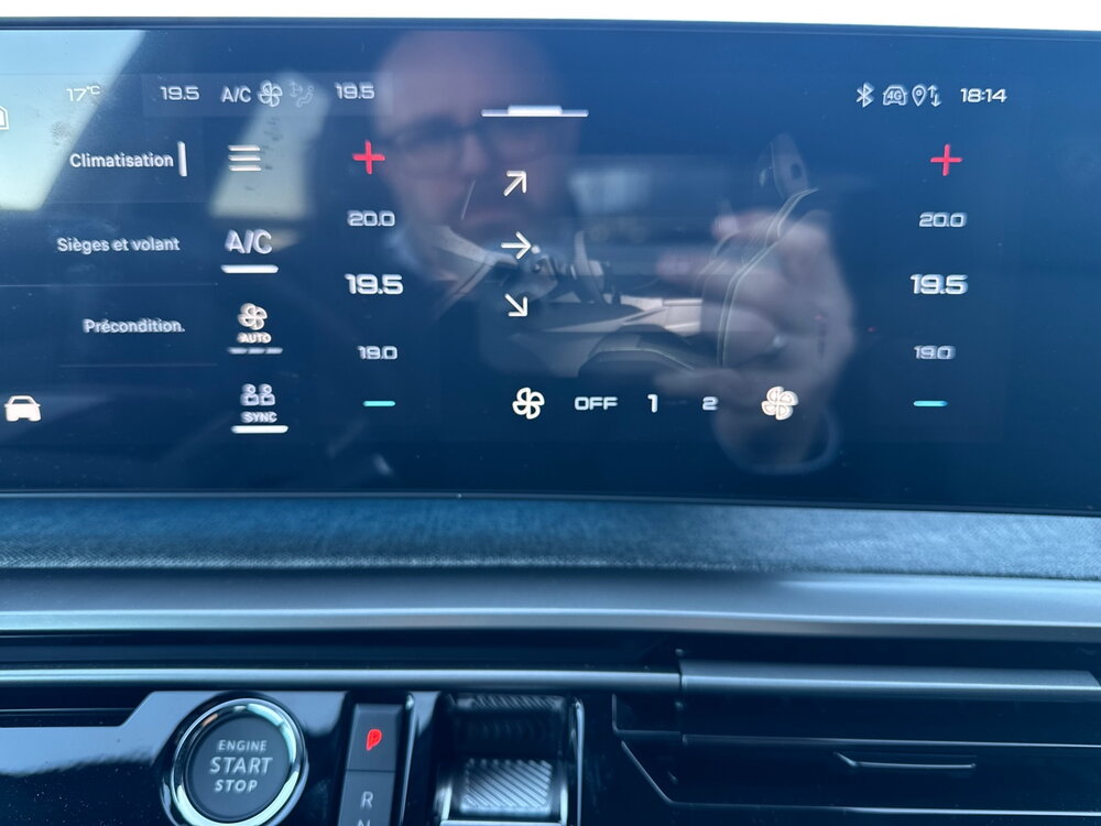 Occasion PEUGEOT 3008 3008 Electrique 210 ch 73 kWh - GT