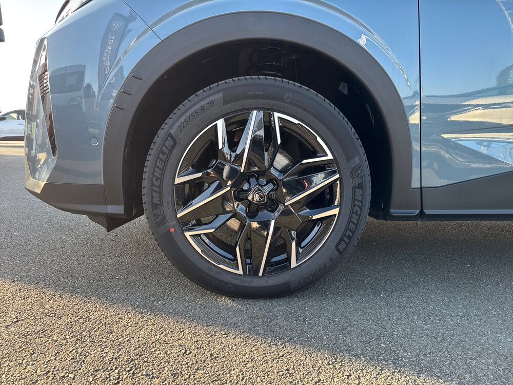 Occasion PEUGEOT 3008 3008 Hybrid 145 e-DCS6 - GT