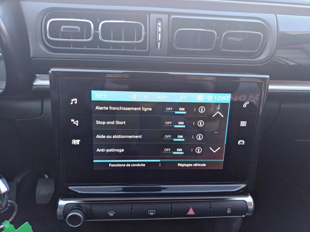 Occasion CITROEN C3 C3 PureTech 83 S&S BVM5 - Shine