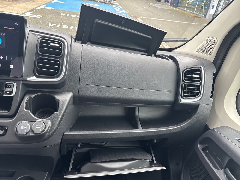 Occasion PEUGEOT Boxer BOXER FGN TOLE 3.3 T L2H2 140 S&S BVM6