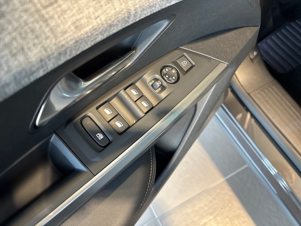 Occasion PEUGEOT 5008 5008 Hybrid 145 e-DCS6 - Allure Business