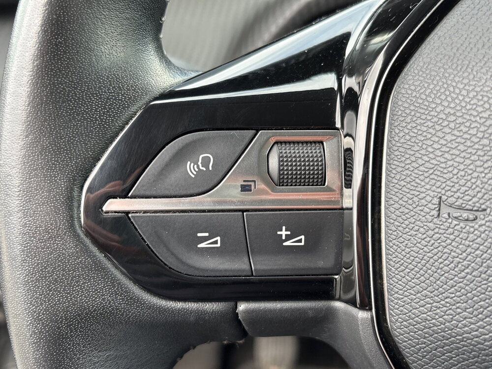 Occasion PEUGEOT 208 208 PureTech 100 S&S BVM6 - Active