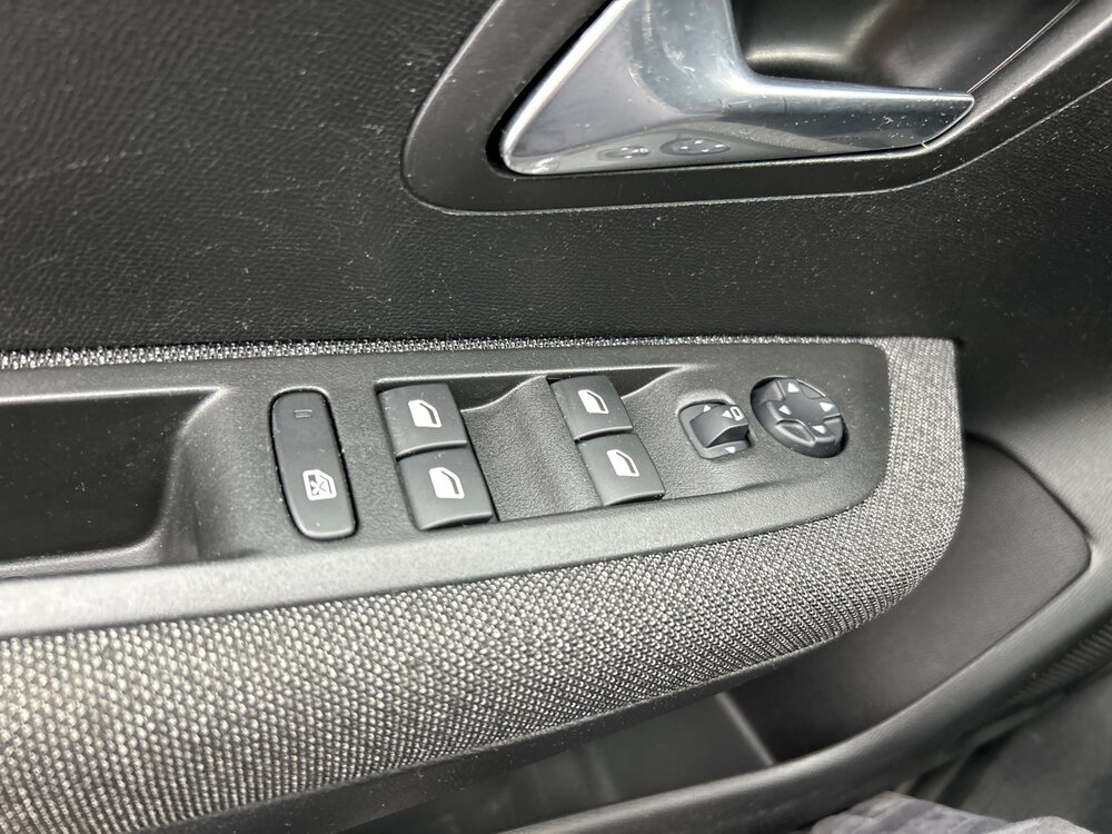 Occasion PEUGEOT 208 208 PureTech 75 S&S BVM5 - Style