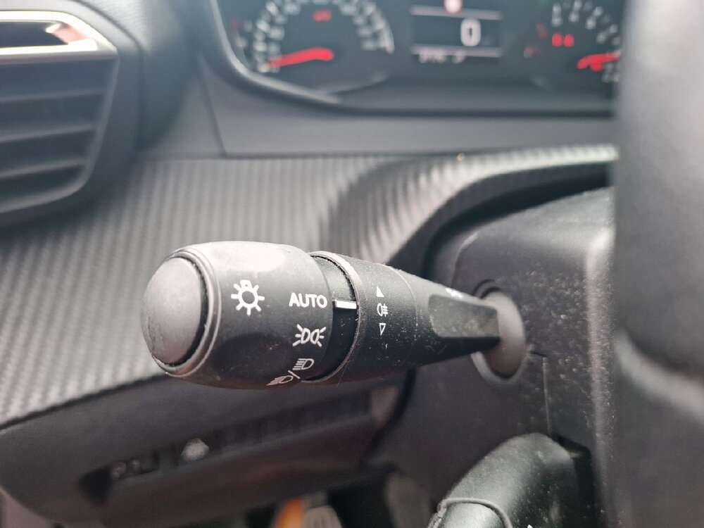 Occasion PEUGEOT 2008 2008 PureTech 100 S&S BVM6 - Style