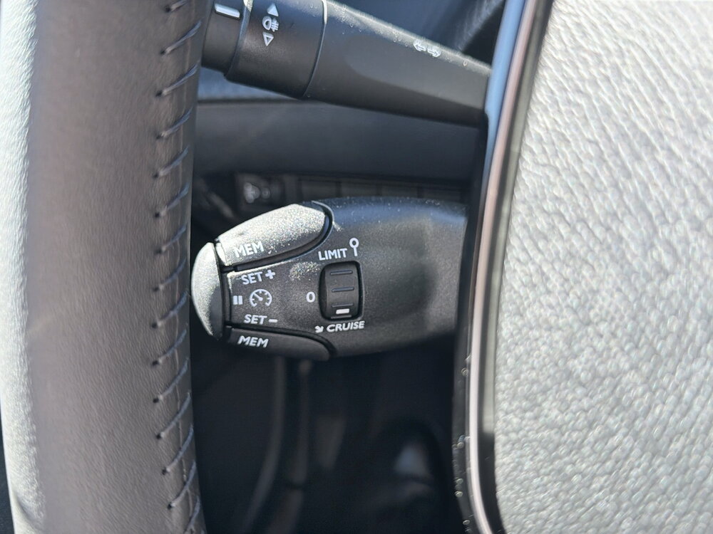 Occasion PEUGEOT 2008 2008 Electrique 54 kWh 156 ch - Allure