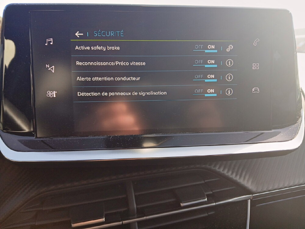 Occasion PEUGEOT 208 208 Electrique 50 kWh 136ch - GT