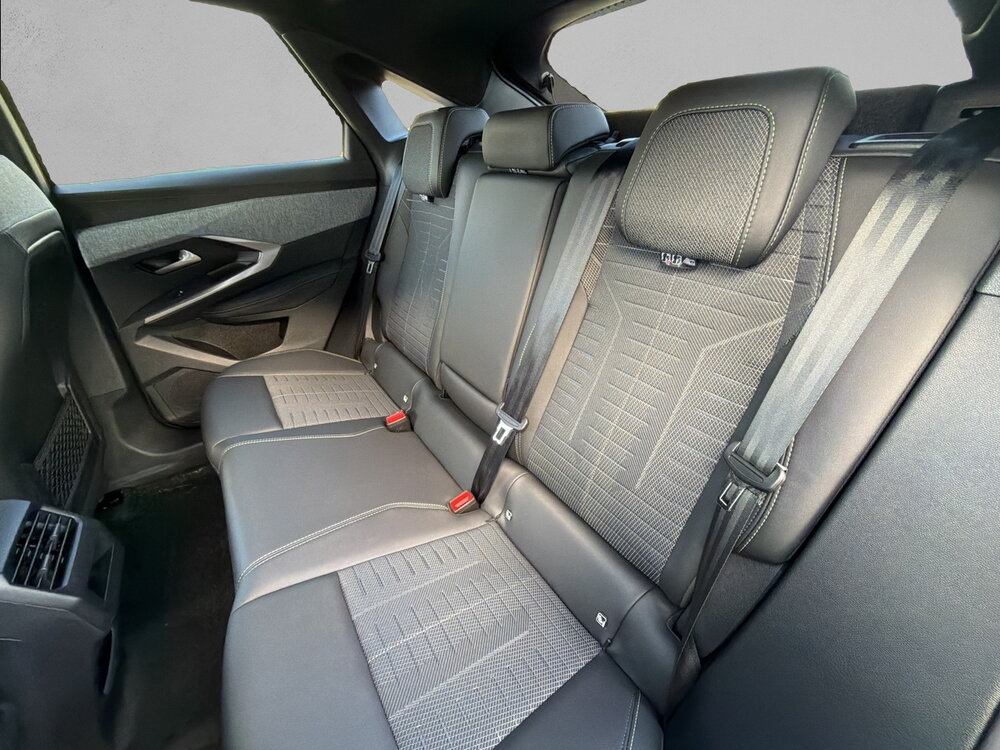 Occasion PEUGEOT 3008 3008 Hybrid 145 e-DCS6 - GT