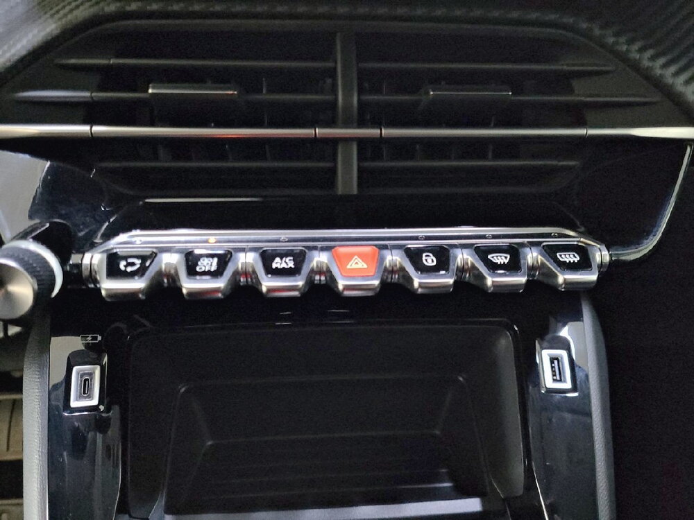 Occasion PEUGEOT 208 208 Electrique 50 kWh 136ch - Style