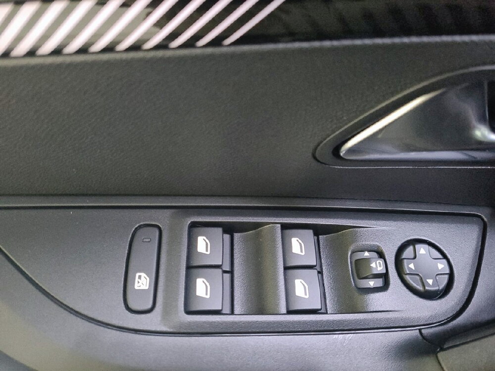 Occasion PEUGEOT 2008 2008 Hybrid 145 e-DCS6 - Allure