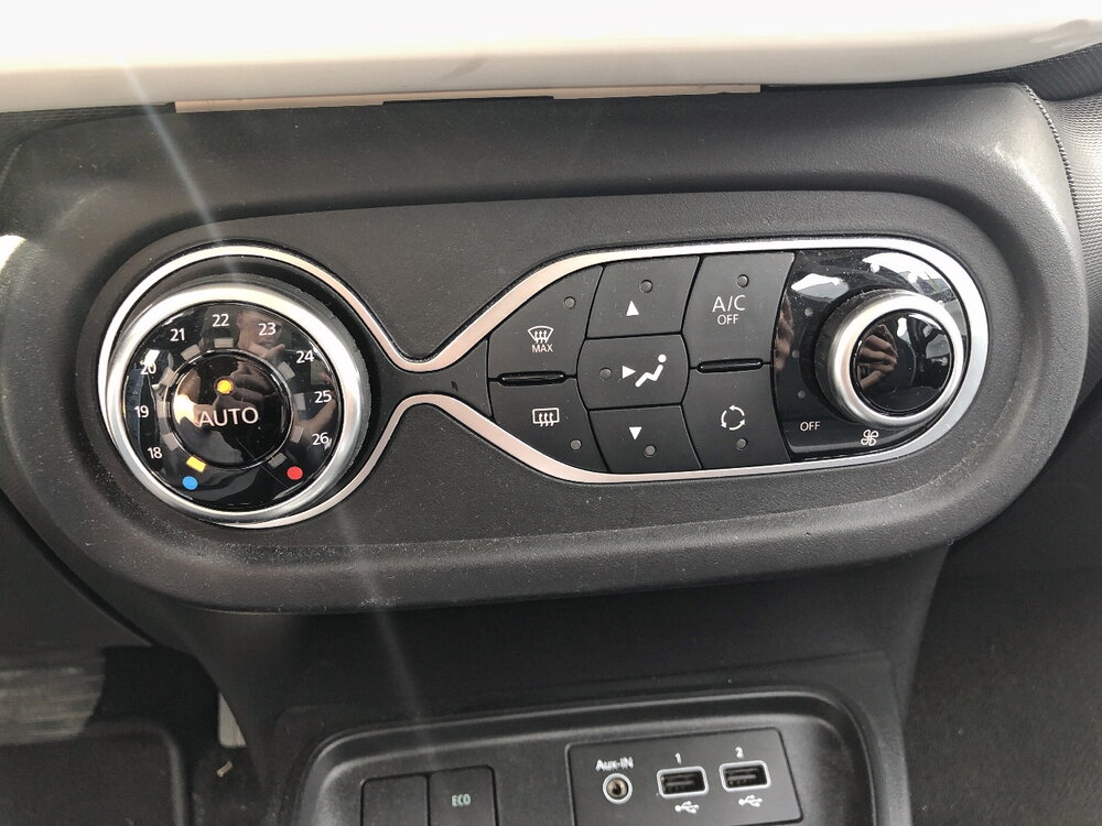 Occasion RENAULT Twingo Twingo III E-Tech - Equilibre