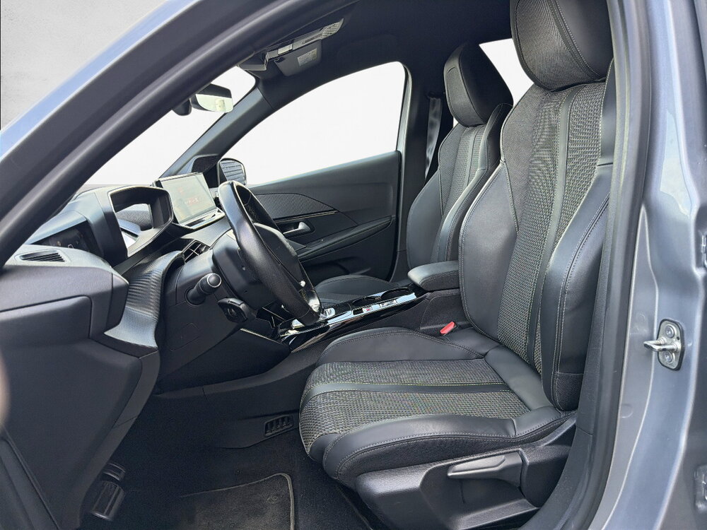 Occasion PEUGEOT 208 208 Electrique 50 kWh 136ch - GT