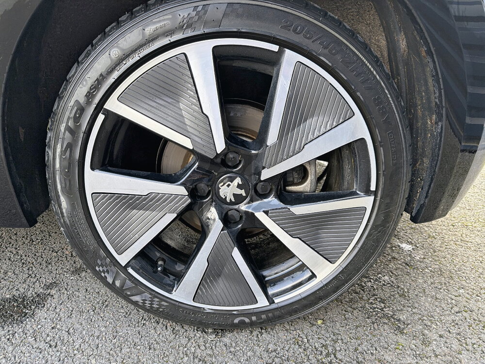 Occasion PEUGEOT 208 208 Electrique 50 kWh 136ch - GT