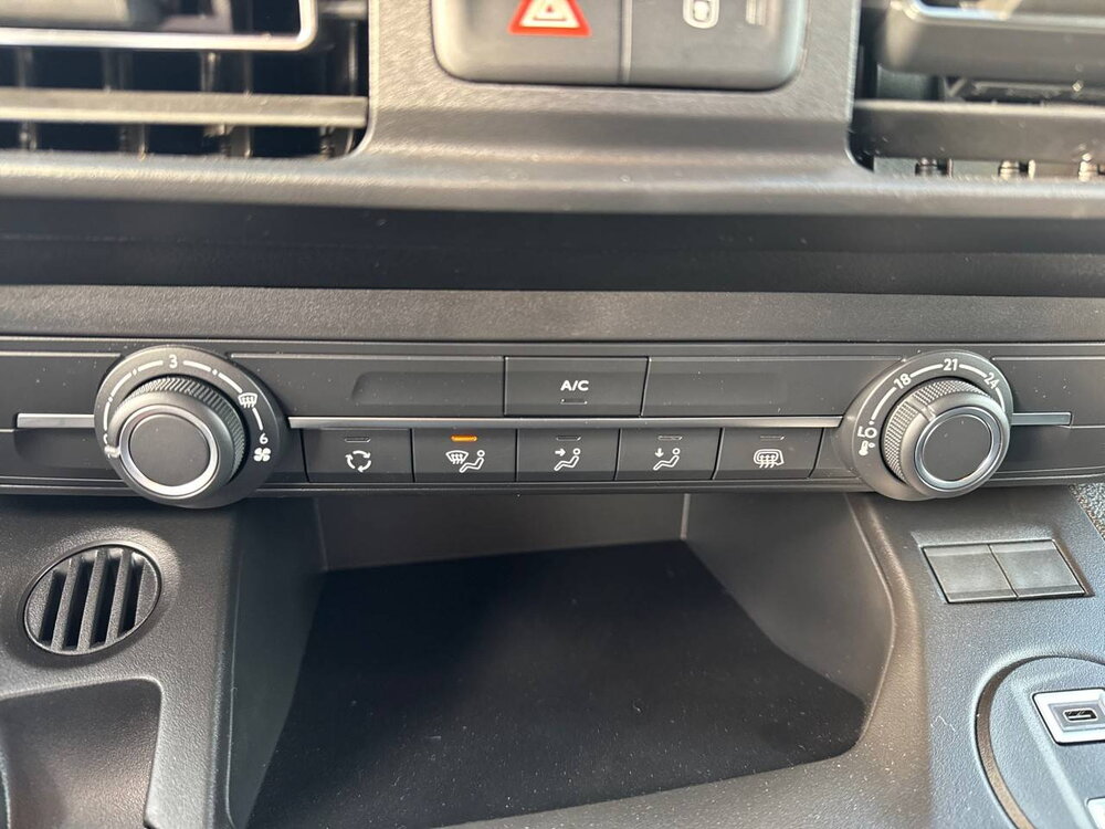 Occasion CITROEN Berlingo BERLINGO VAN TAILLE M 650KG BLUEHDI 100 S&S BVM6